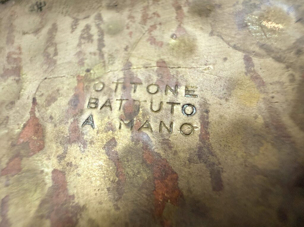 Антикварна фруктовниця