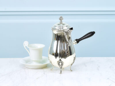 Антикварна шоколадниця, Ercols