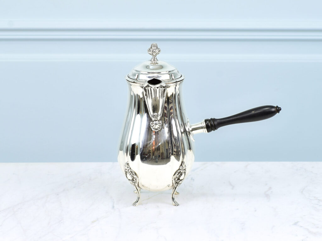 Антикварна шоколадниця, Ercols