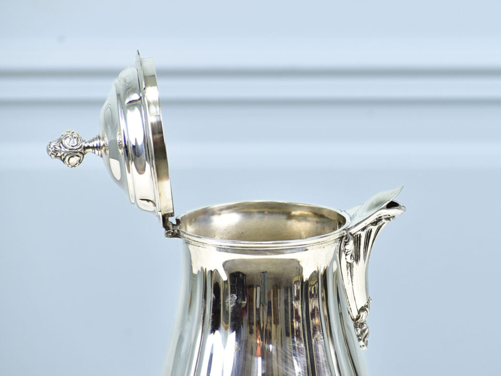 Антикварна шоколадниця, Ercols