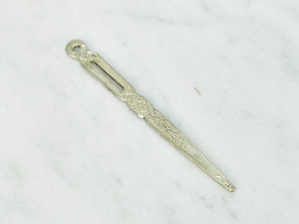 IMG_9416 Антикварний швейний набір