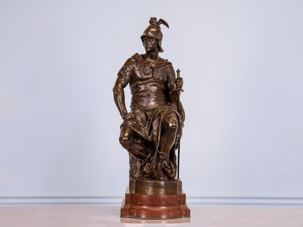 BN4A4703 Бронзова скульптура «Воїнська доблесть», P. Dubois