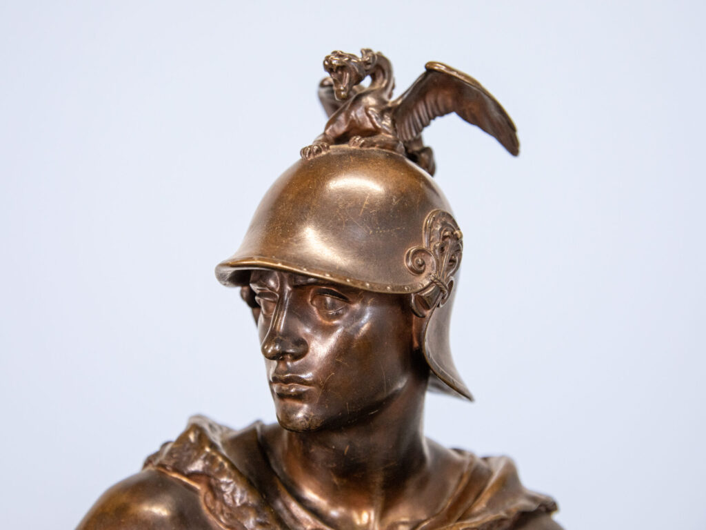 BN4A4710 Бронзова скульптура «Воїнська доблесть», P. Dubois