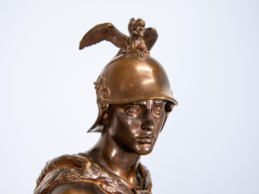 BN4A4731 Бронзова скульптура «Воїнська доблесть», P. Dubois