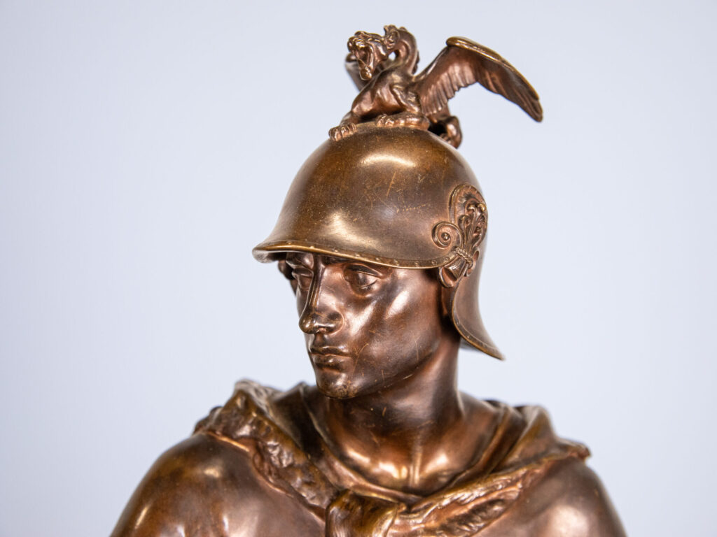 BN4A4766 Бронзова скульптура «Воїнська доблесть», P. Dubois