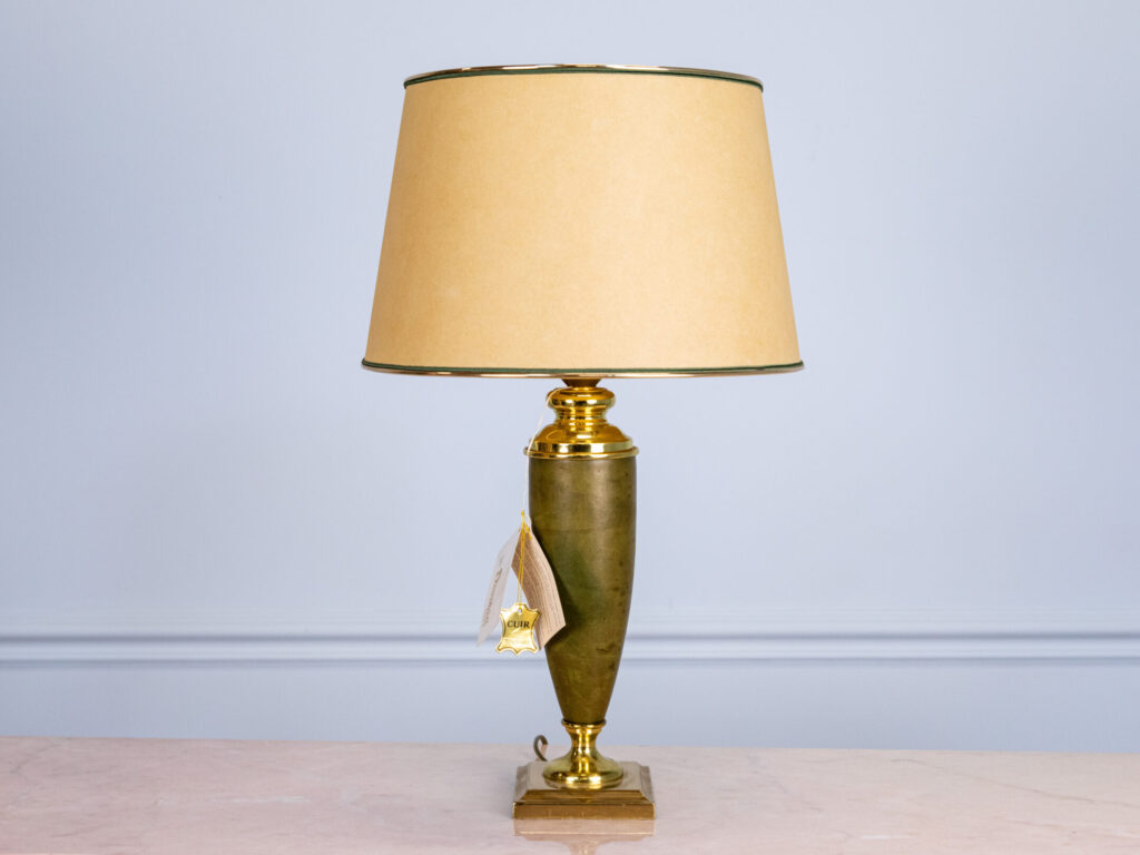 Вінтажна настільна лампа Maison Le Dauphin