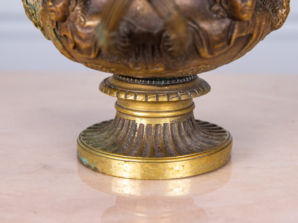 Антикварна ваза «Ворік» (Warwick Vase)