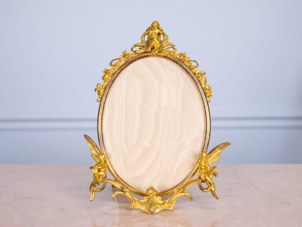 BN4A4966 Антикварна рамка для фото