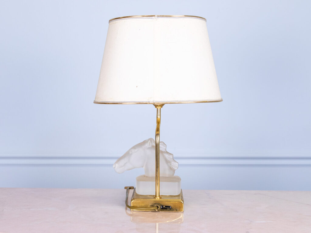 BN4A4986 Вінтажна настільна лампа Maison Le Dauphin