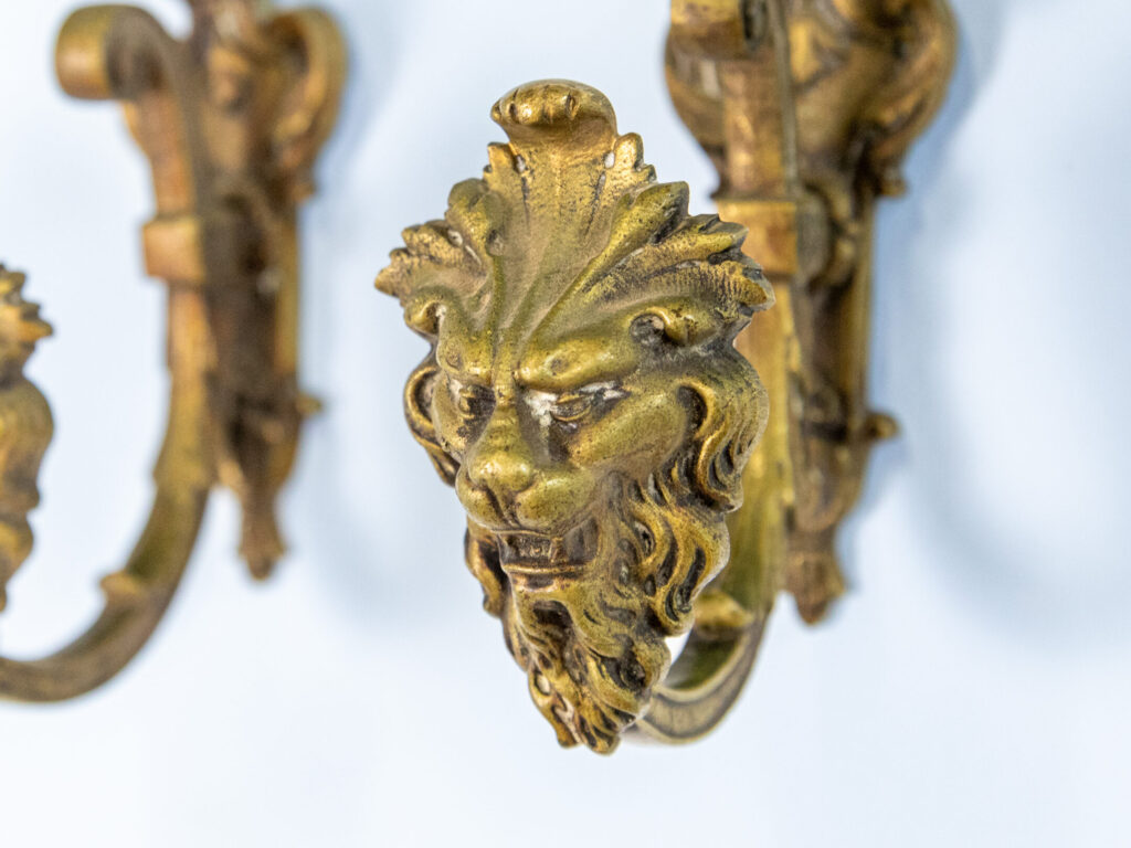 Антикварні тримачі для штор