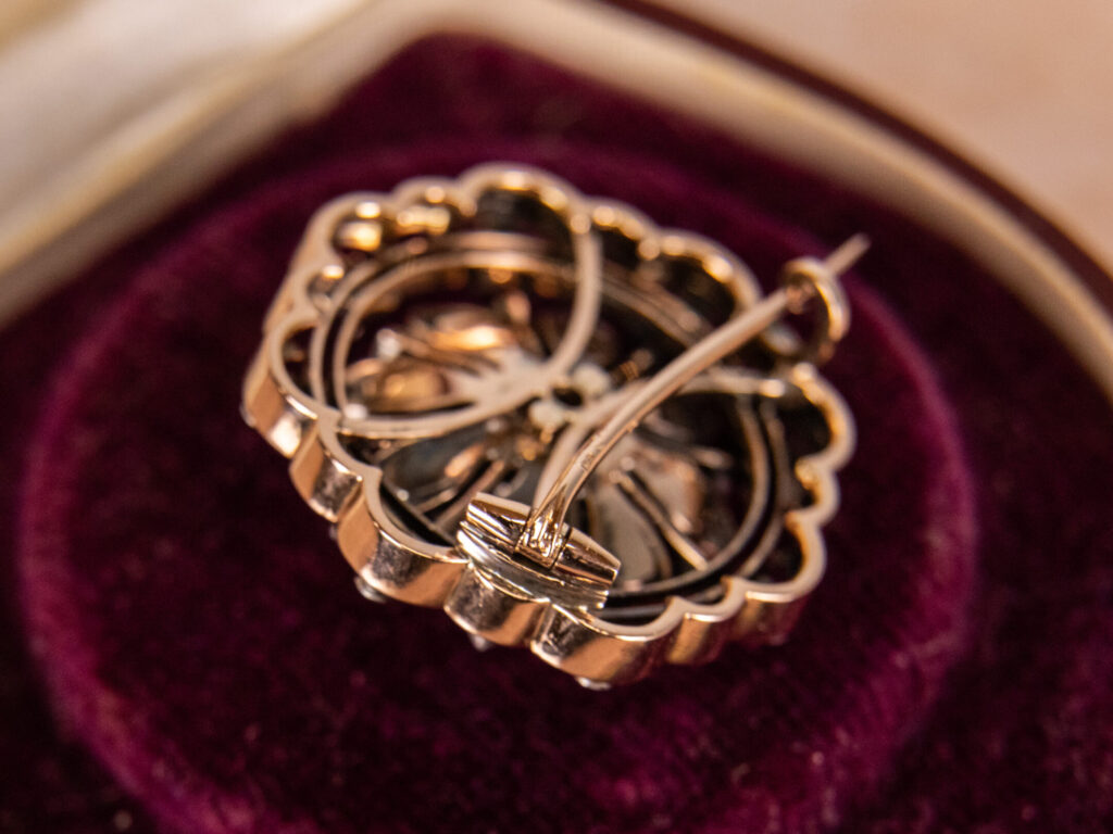 BN4A5537 Вінтажна брошка-кластер