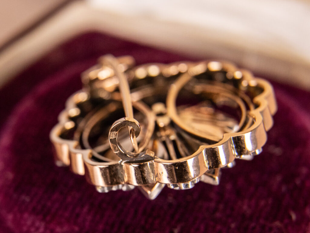 BN4A5539 Вінтажна брошка-кластер