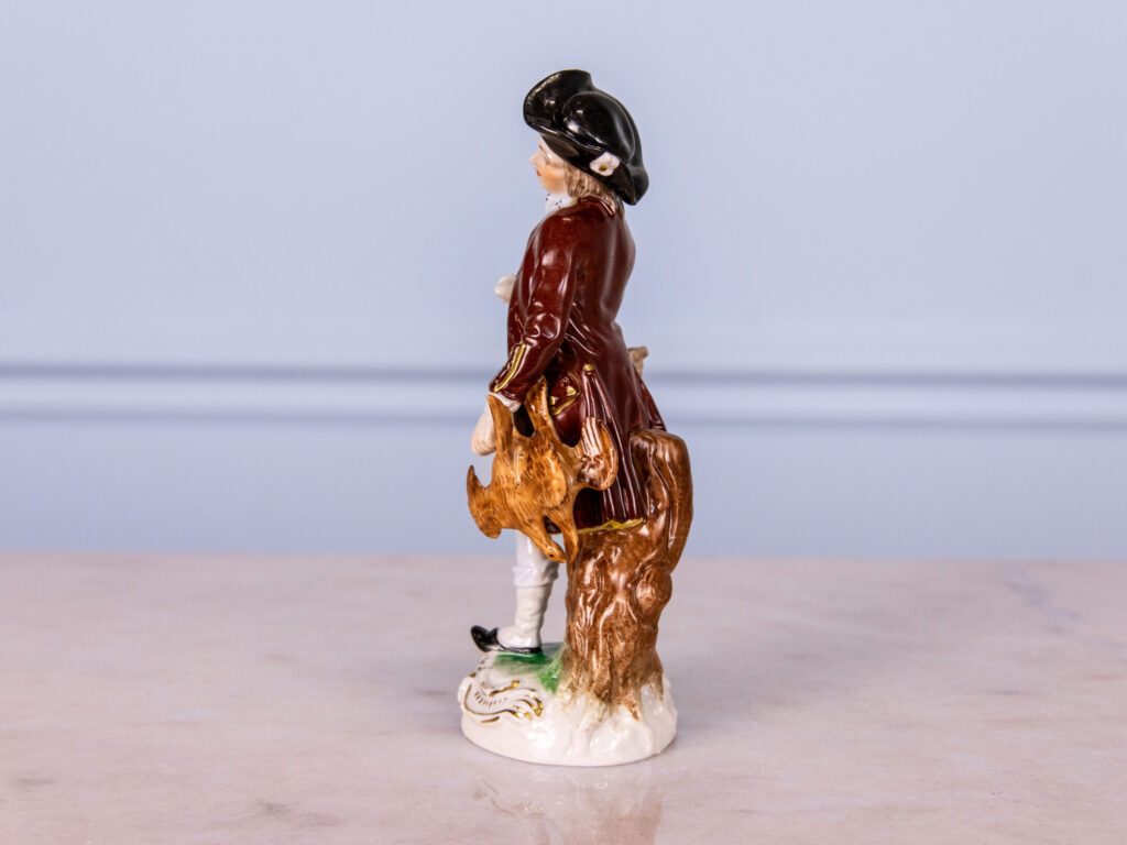 BN4A5689 Порцелянова статуетка «Продавець дичини»