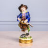 BN4A5773 Порцелянова статуетка «Музикант з лірою»