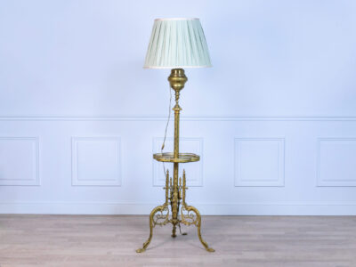 Антикварний торшер зі столиком