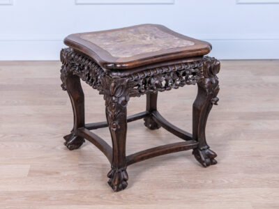 Антикварний різьблений столик