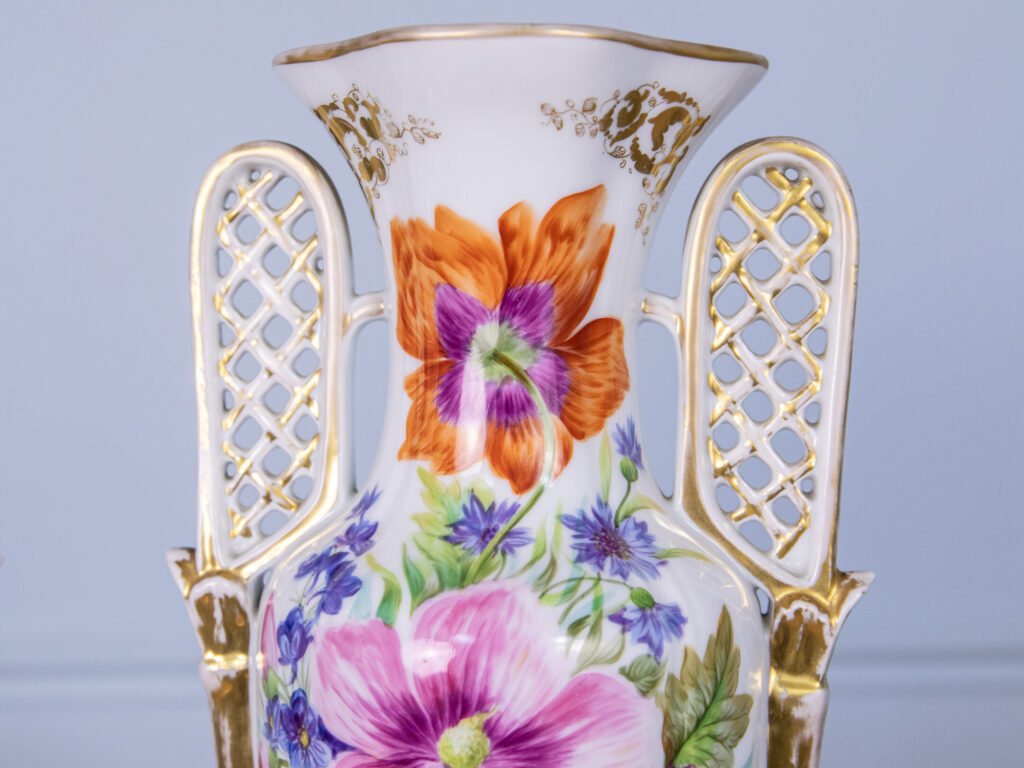 Антикварні декоративні вази Vieux Paris