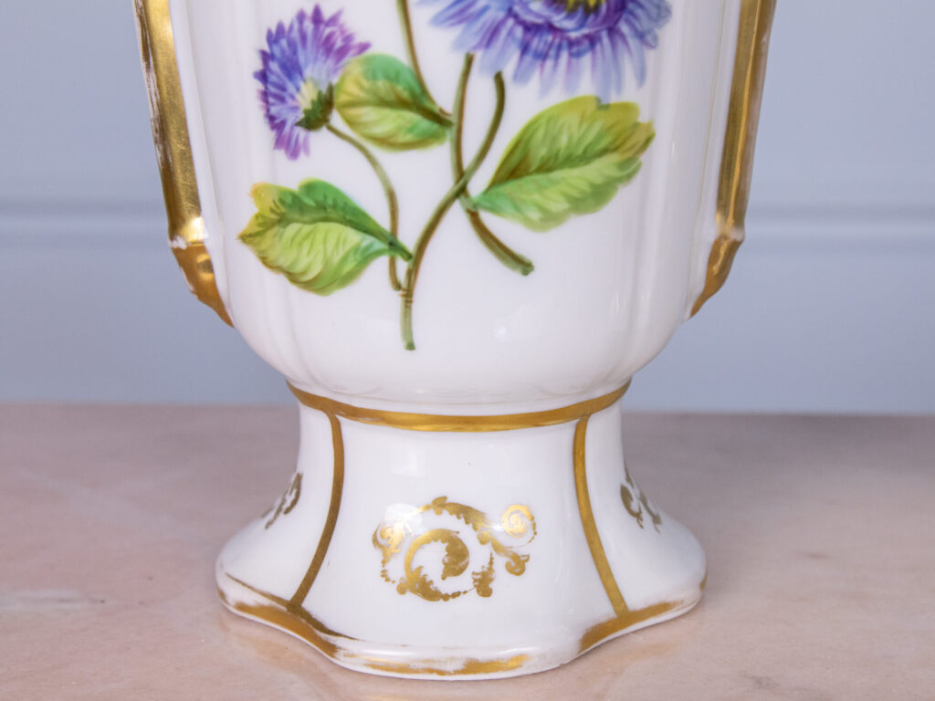 Антикварні декоративні вази Vieux Paris