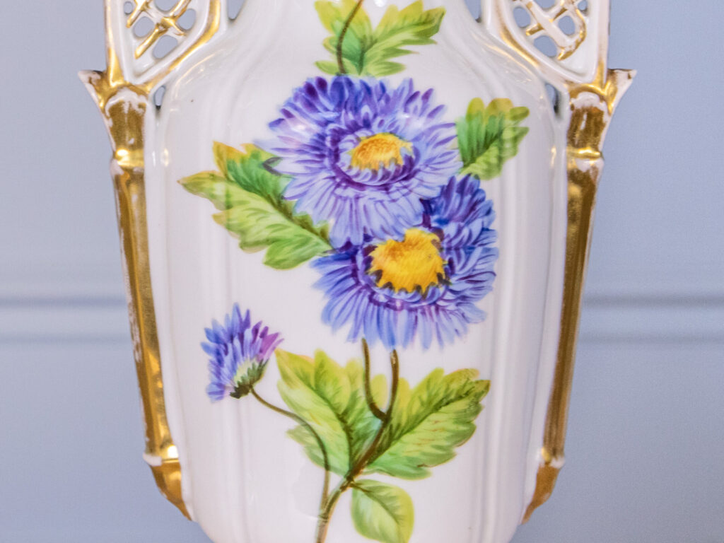 Антикварні декоративні вази Vieux Paris