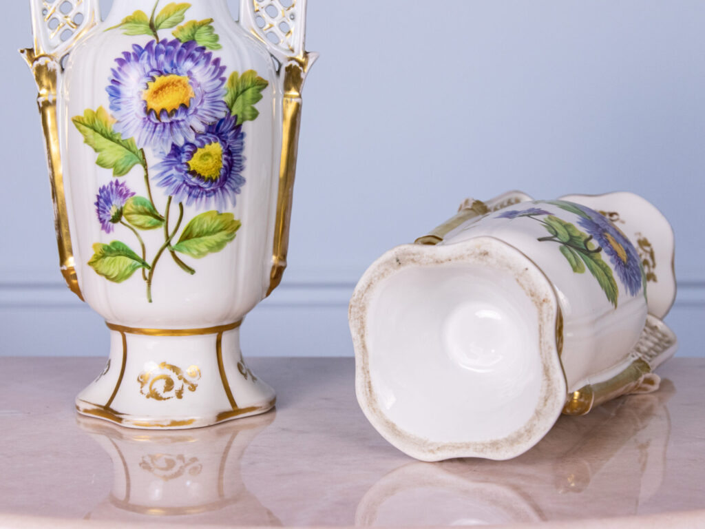 Антикварні декоративні вази Vieux Paris