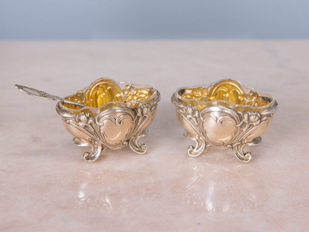 Антикварний срібний набір для спецій