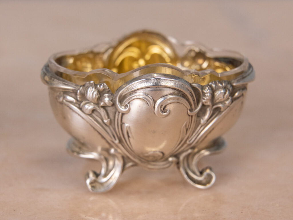 Антикварний срібний набір для спецій