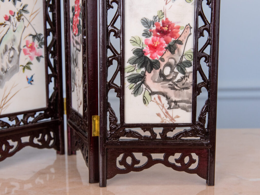 Настільна ширма в східному стилі