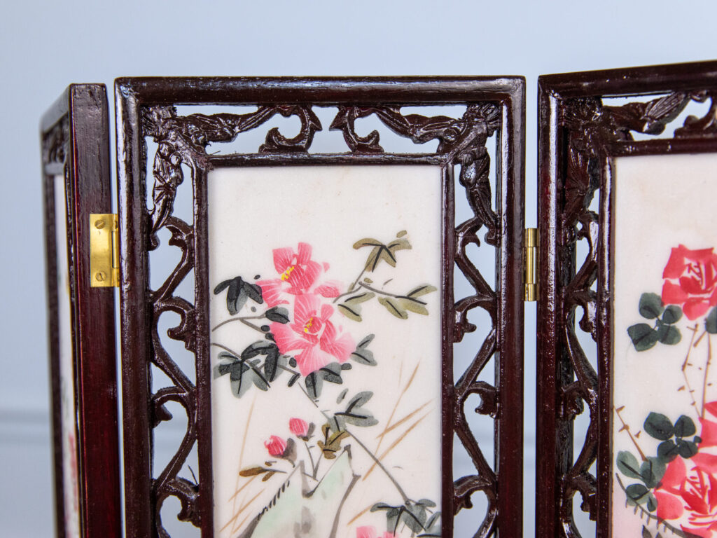 Настільна ширма в східному стилі