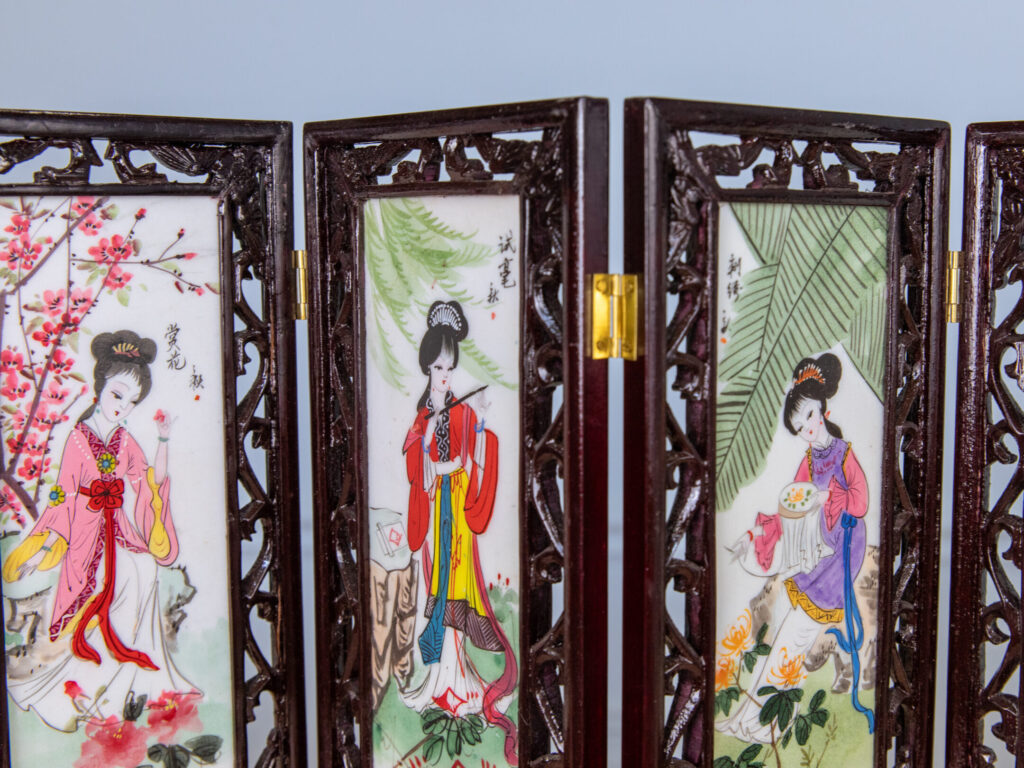 Настільна ширма в східному стилі