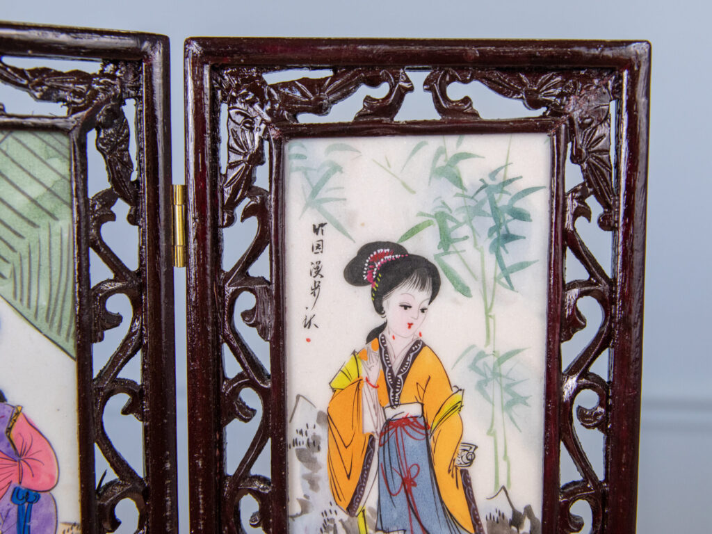 Настільна ширма в східному стилі