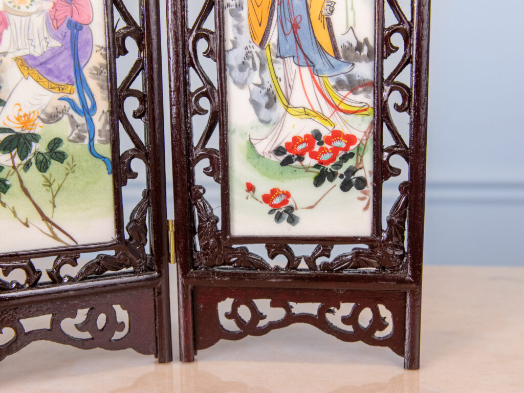 Настільна ширма в східному стилі