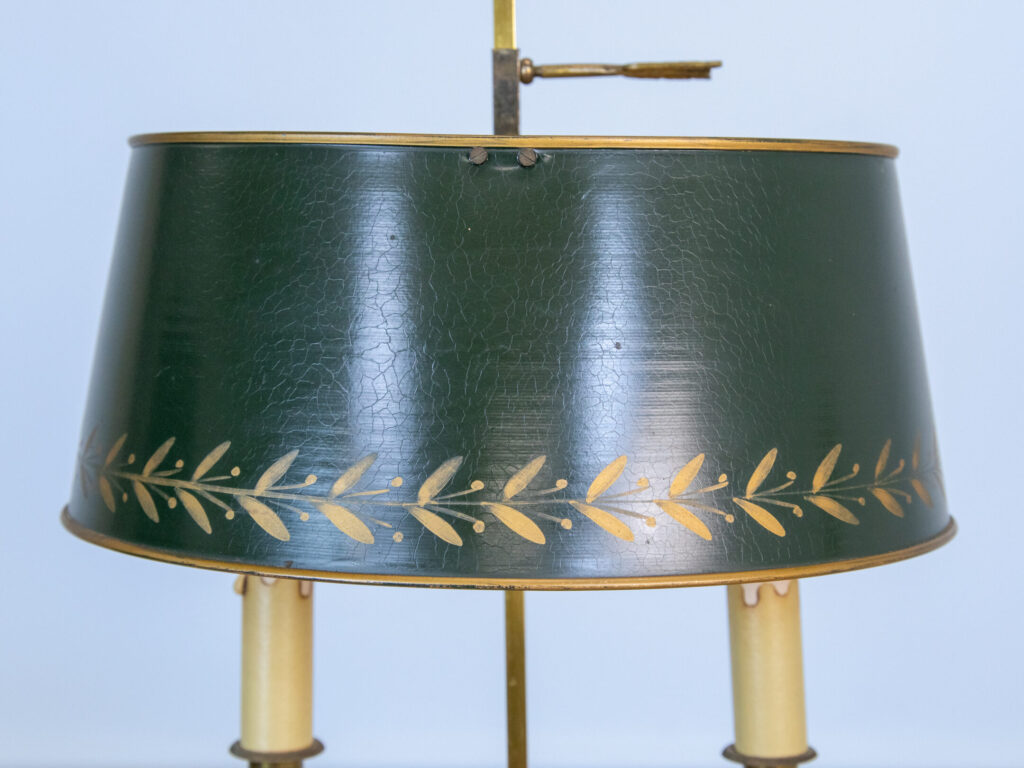 BN4A6514 Вінтажна настільна лампа Bouillotte