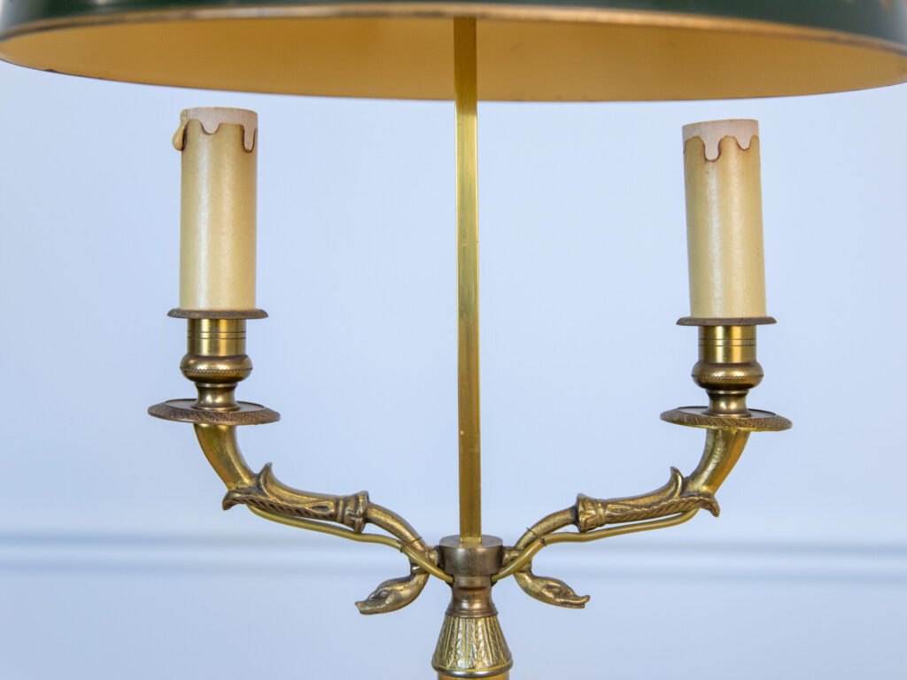 BN4A6536 Вінтажна настільна лампа Bouillotte