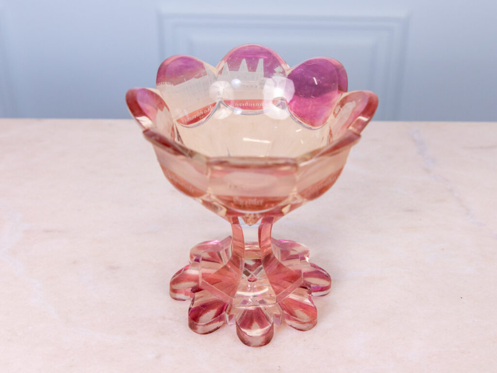 Вінтажна кришталева ваза