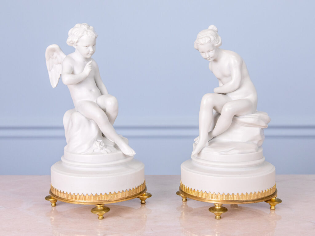 Парні бісквітні статуетки «Амур і Психея» (за моделями Е.Фальконе)