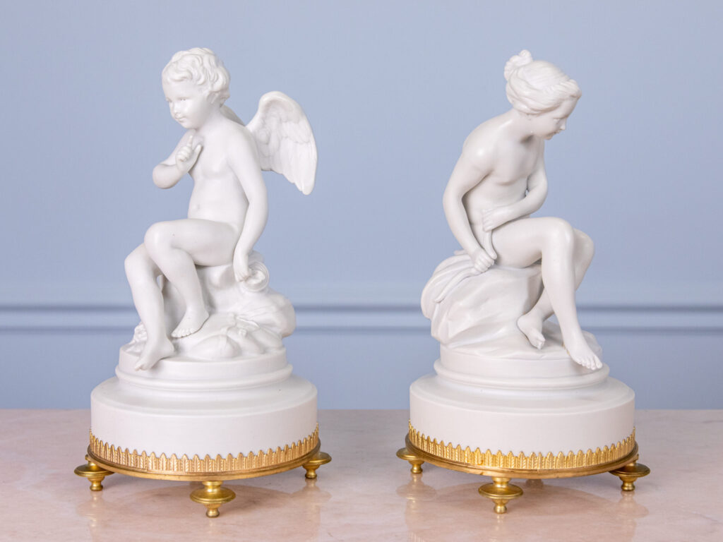 Парні бісквітні статуетки «Амур і Психея» (за моделями Е.Фальконе)