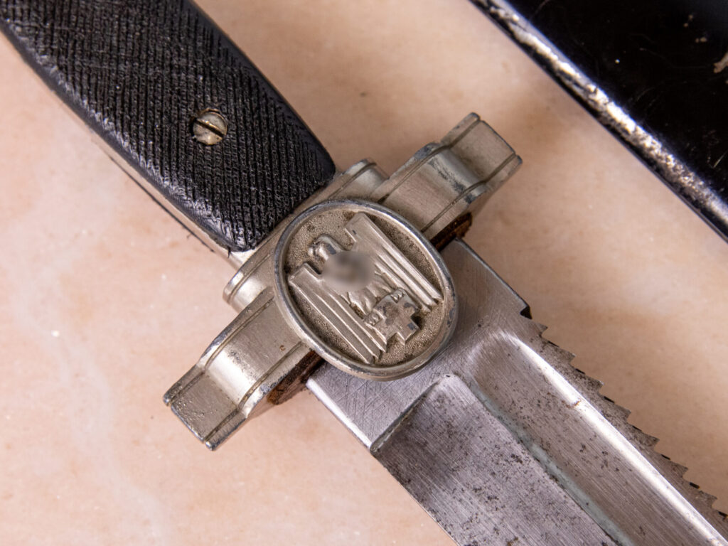 Тесак рядового складу Німецького Червоного Хреста (DRK, Третій Рейх)