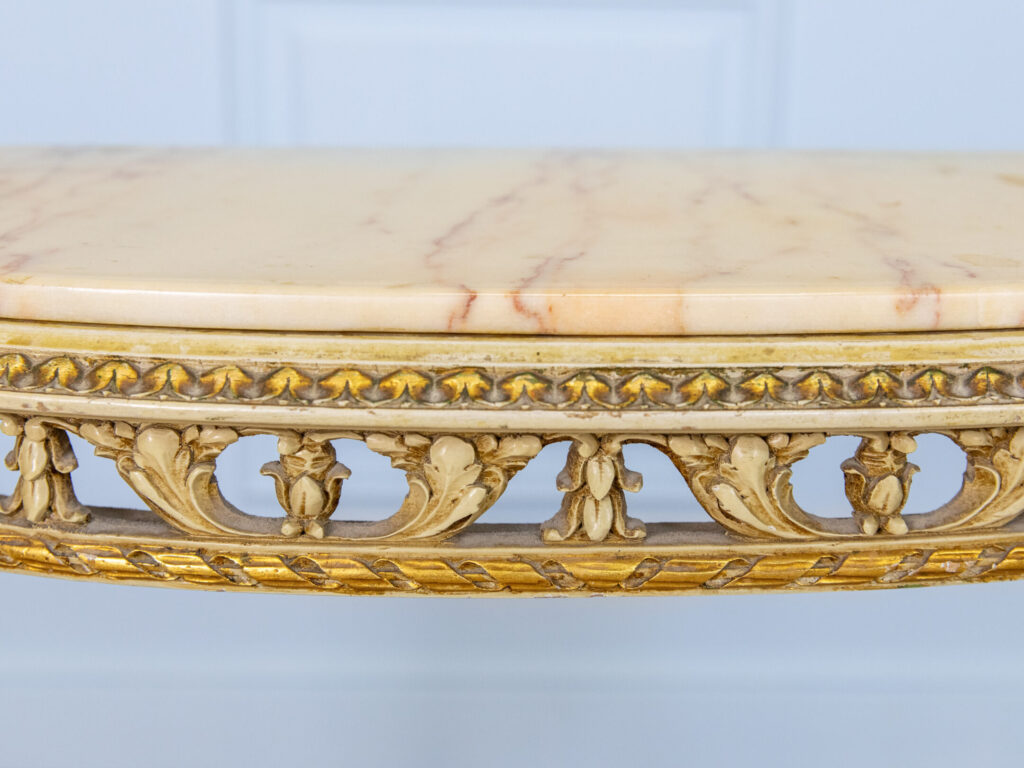 Консольний стіл у стилі Людовика XVI