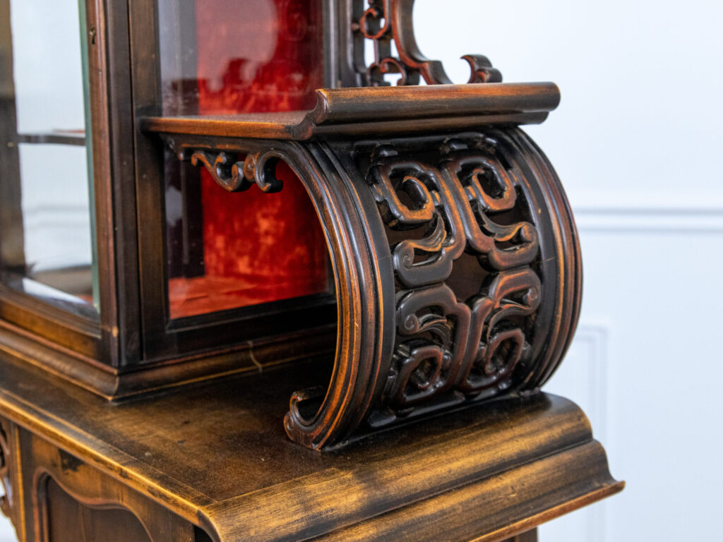 BN4A6869 Антикварна етажерка в стилі Віардо