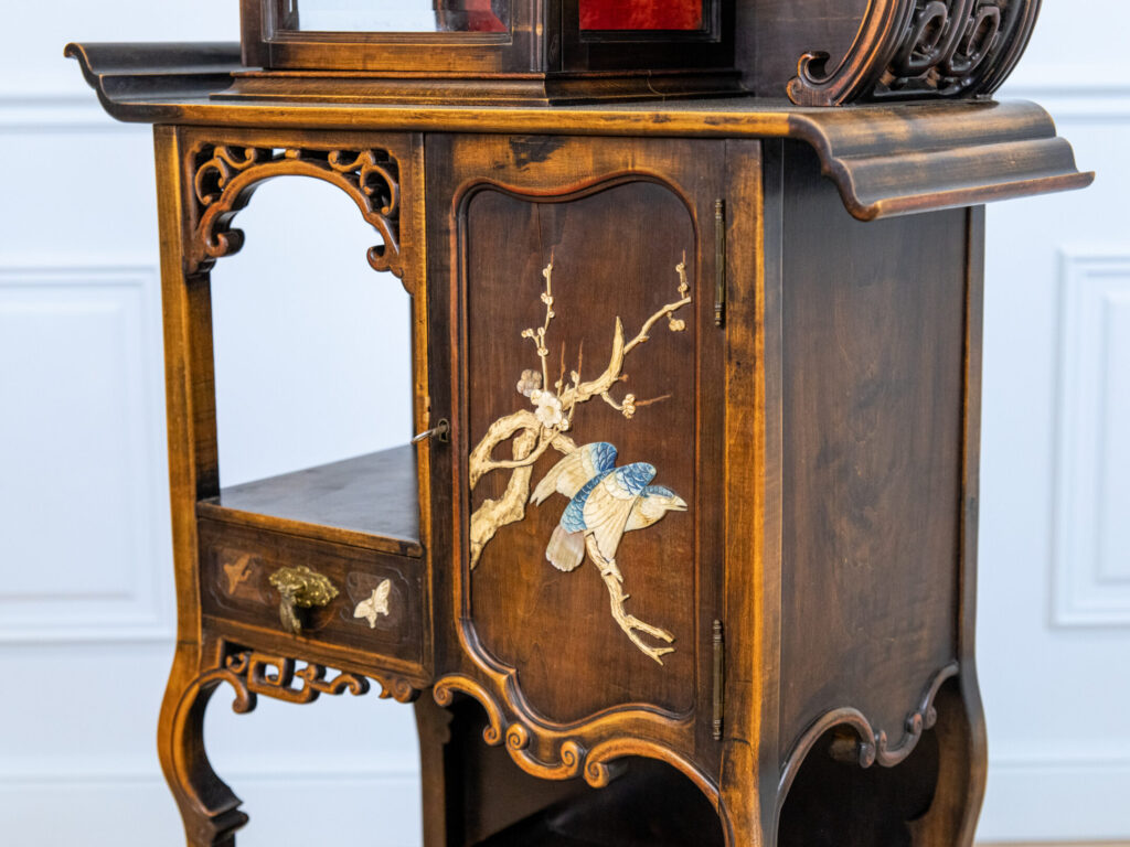 BN4A6872 Антикварна етажерка в стилі Віардо