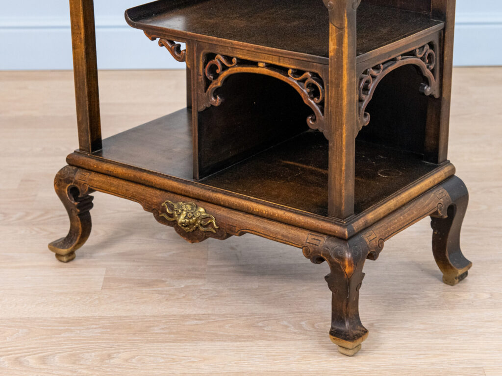 BN4A6873 Антикварна етажерка в стилі Віардо