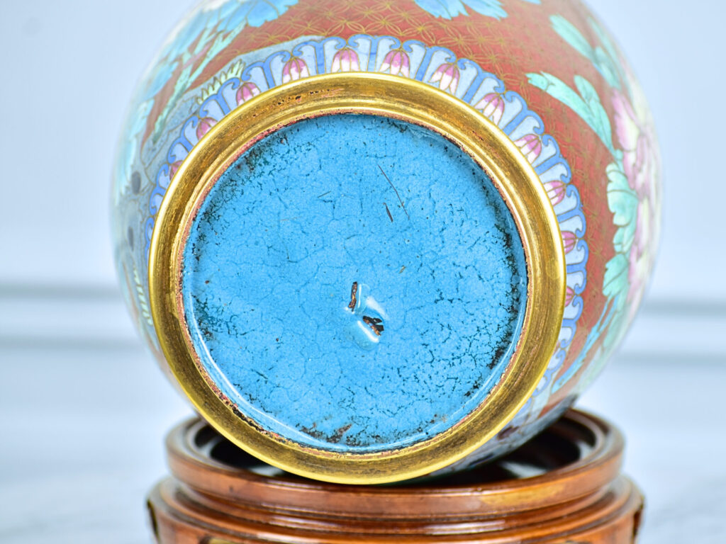 Антикварна ваза в техніці Клуазоне (Cloisonné)