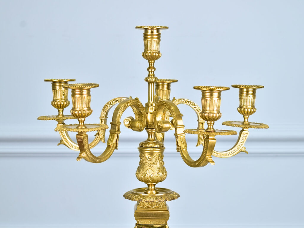 Антикварні канделябри в стилі Буль (Boulle)