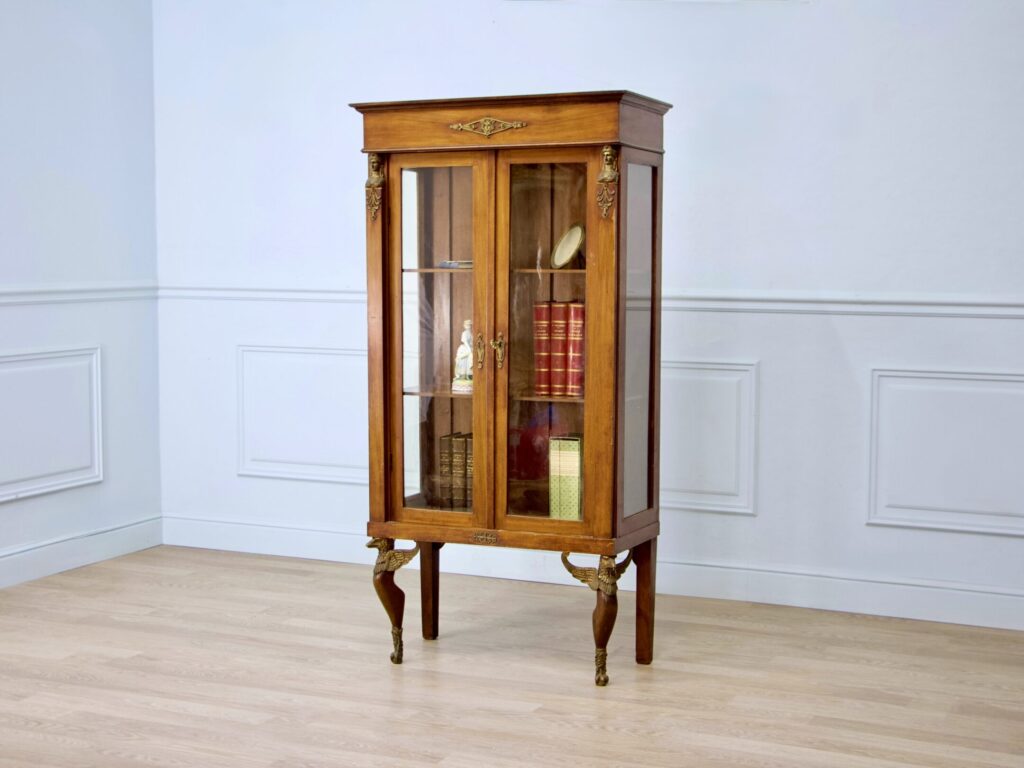 IMG_0434 Антикварна вітрина в стилі Ампір