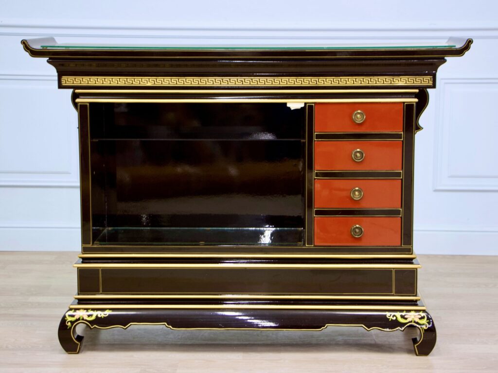 Антикварний комод-бар у стилі Шинуазрі