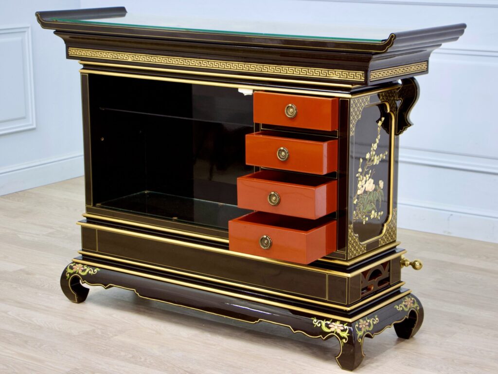 Антикварний комод-бар у стилі Шинуазрі