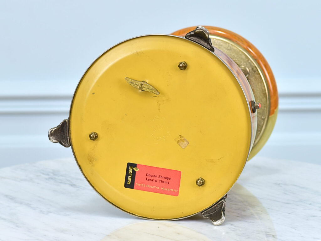 Вінтажний х'юмідор, Reuge