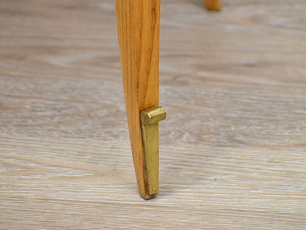 Антикварні тумбочки в стилі Ар-деко