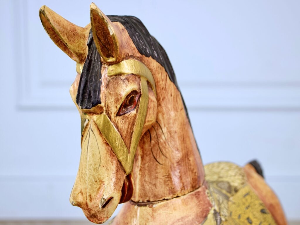 Вінтажний коник-гойдалка