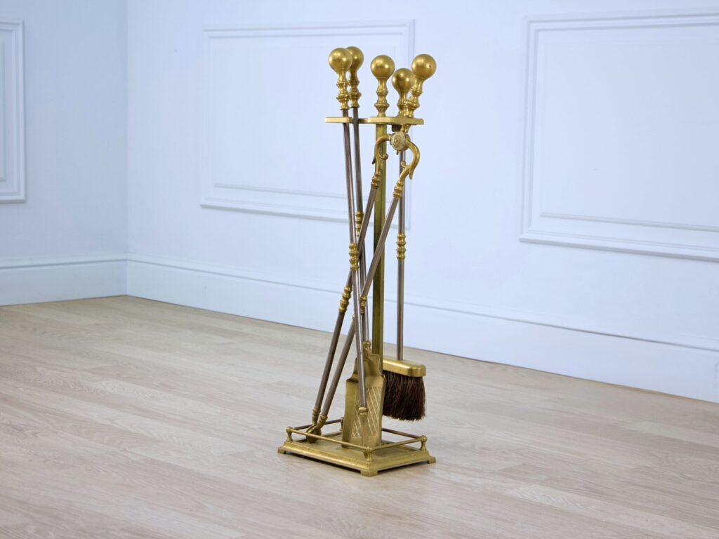 Вінтажний набір для каміна